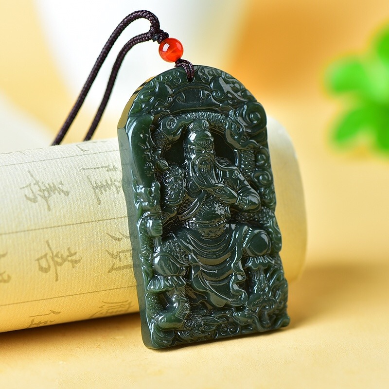 Exquisito colgante de jade de  - Ethnic Fashion Brands reseña y precio