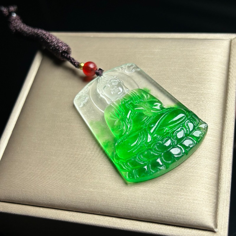Exquisito Colgante de Jade de  - Ethnic Fashion Brands reseña y precio